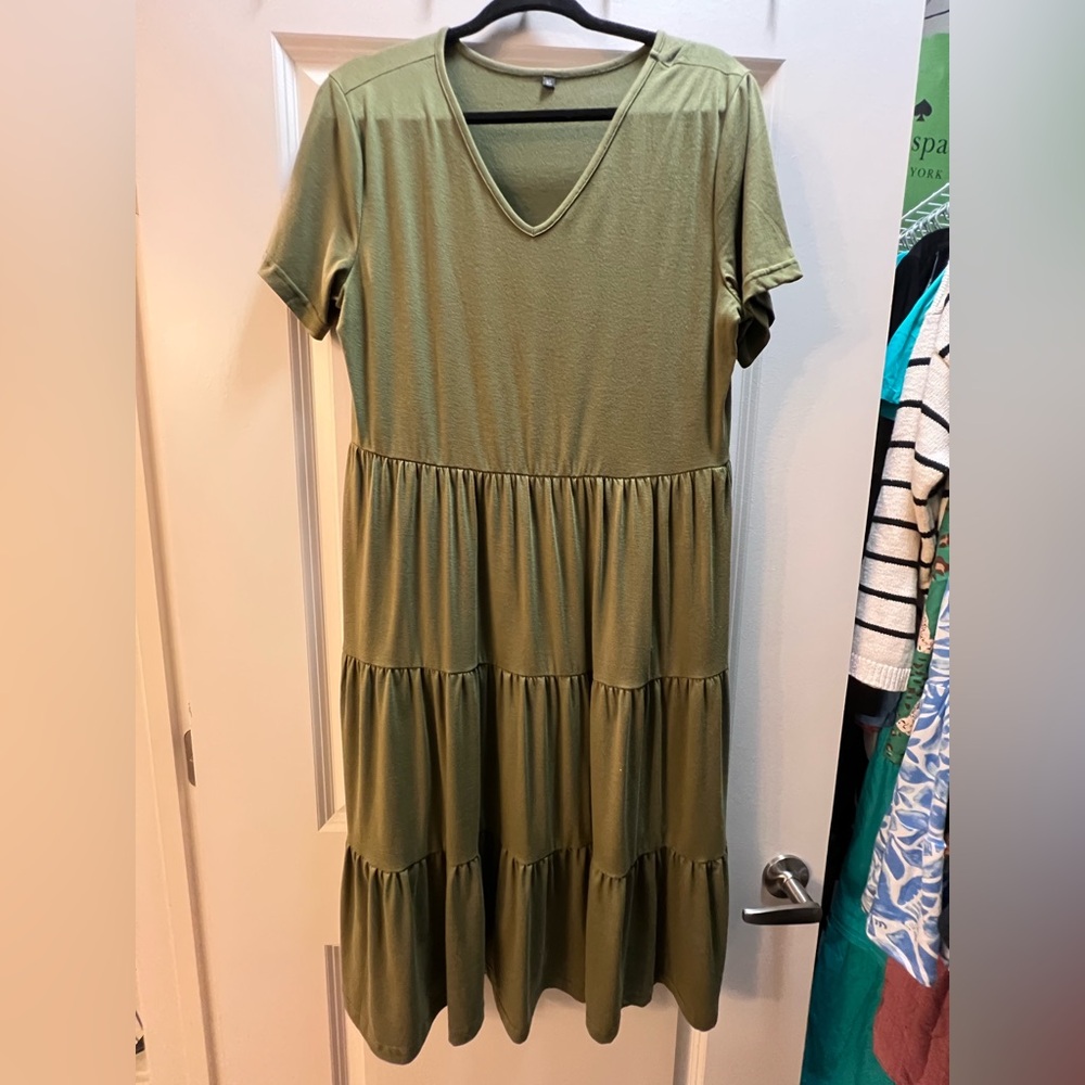 Amazon Green Midi Sundress V-Neck Short Sleeve